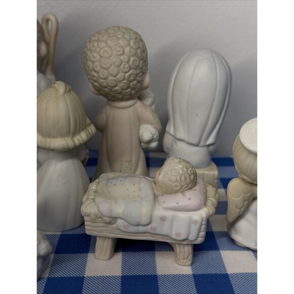1986 Precious Moments Nativity Set 11 Pc “Come Let Us Adore Him” Figurines - Picture 8 of 16